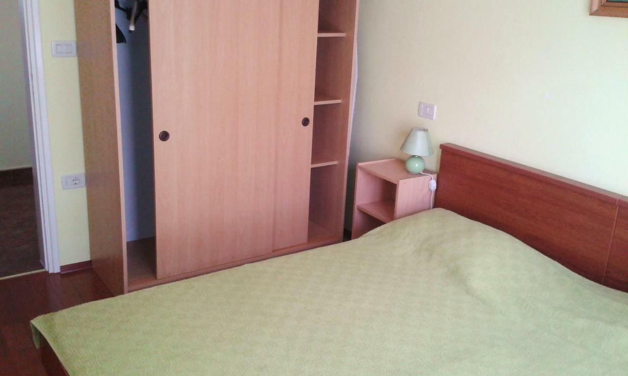 Apartmani Komunela Ουμάγκ Εξωτερικό φωτογραφία