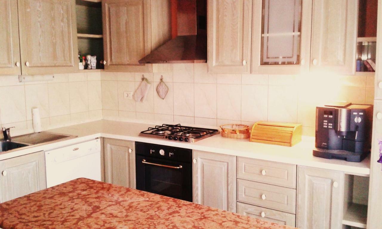 Apartmani Komunela Ουμάγκ Εξωτερικό φωτογραφία
