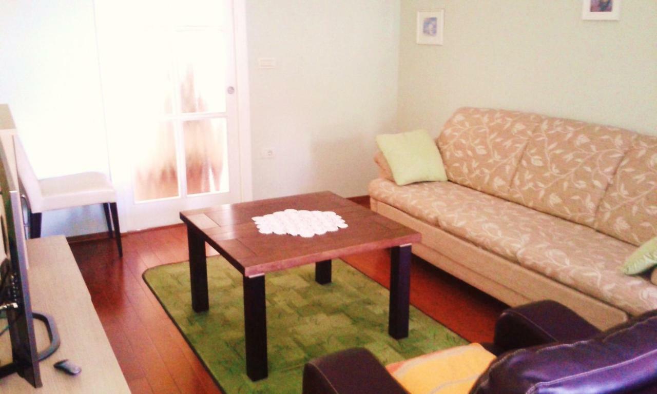 Apartmani Komunela Ουμάγκ Εξωτερικό φωτογραφία