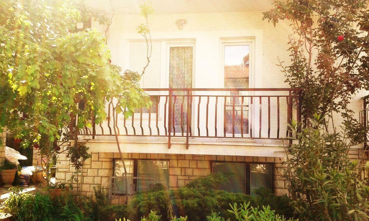 Apartmani Komunela Ουμάγκ Εξωτερικό φωτογραφία